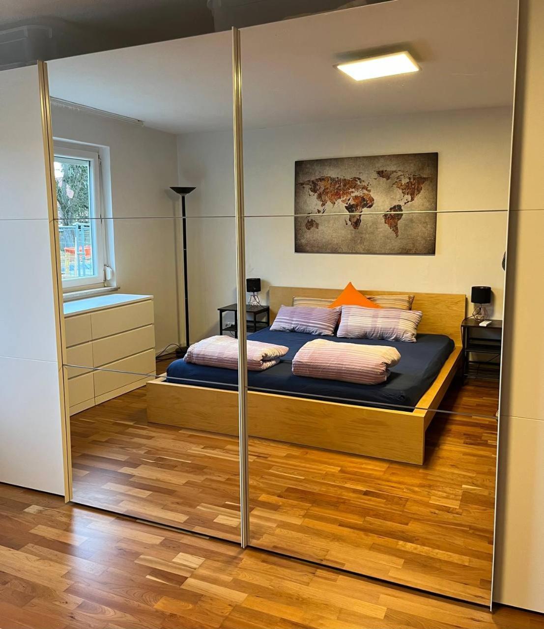 Gemuetliche 3 Zimmer Wohnung Mit Grosszuegiger Terrasse Im Gruenen 로이틀링겐 외부 사진